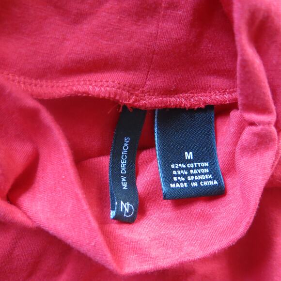 NEW DIRECTIONS *NWT* Short Sleeve Top Size M Ruched  Mock Neck Red Casual - Picture 5 of 7